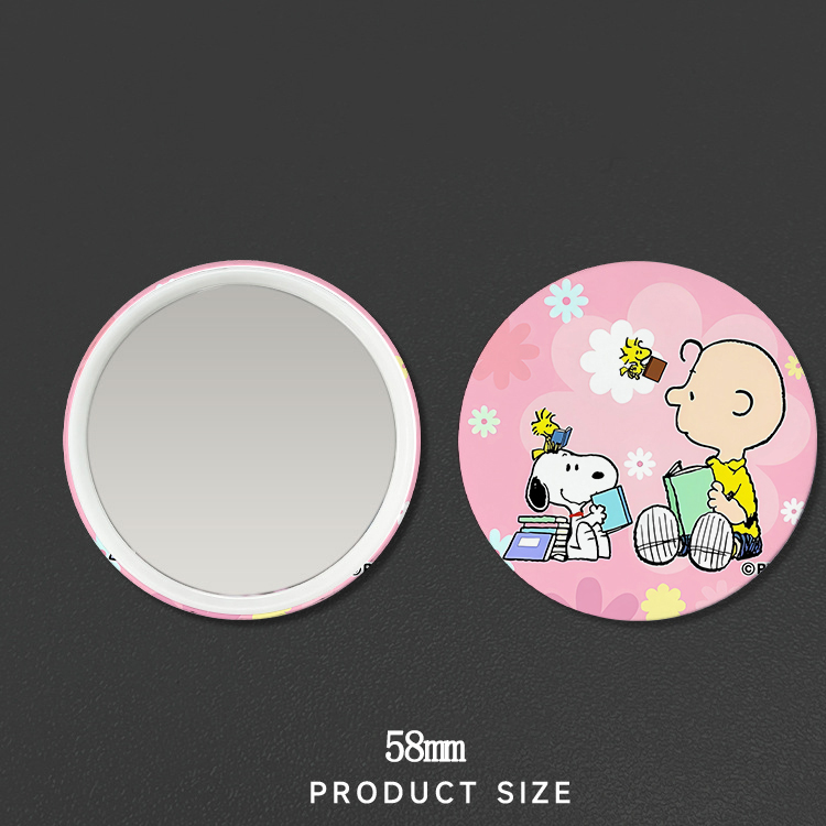 Nieuwe Snoopys Badge Spiegel V - Anime Merchandise Women recensie en prijs